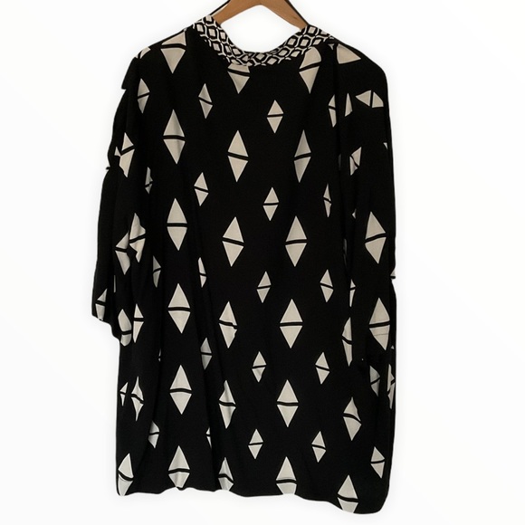 H&M Open Front Top With Pattern - Picture 6 of 8